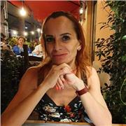 Offro ripetizioni di francese in presenza o online a bambini e ragazzi. 
Abito a Pessano con Bornago. 
Sono una ex educatrice di un presso le scuole. Ho lavorato in aziende multinazionale e fatto il liceo linguistico A.Manzoni a Milano. Amo soprattutto il